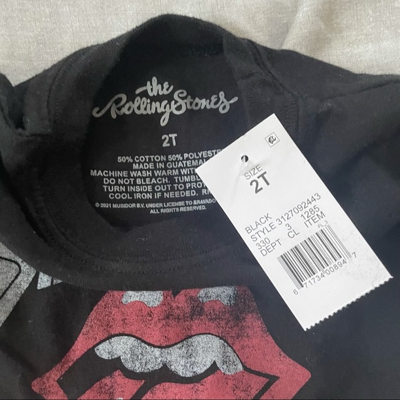 NWT Rolling Stones Toddler Graphic T Shirt Black Size 2T - Picture 2 of 2